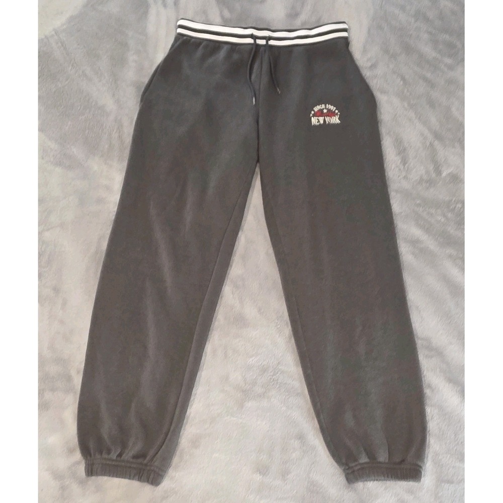 Cult Favorite Brooklyn New NY 1991 Light Gray‎ Sweatpants Size Medium